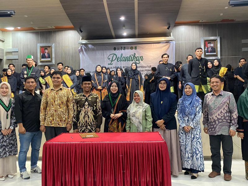Pelantikan Pengurus HMI Komisariat dilangsungkan HMI Cabang Banda Aceh berlangsung di Lantai Empat Aula Balaikota kota Banda Aceh. Minggu (10/12/23).