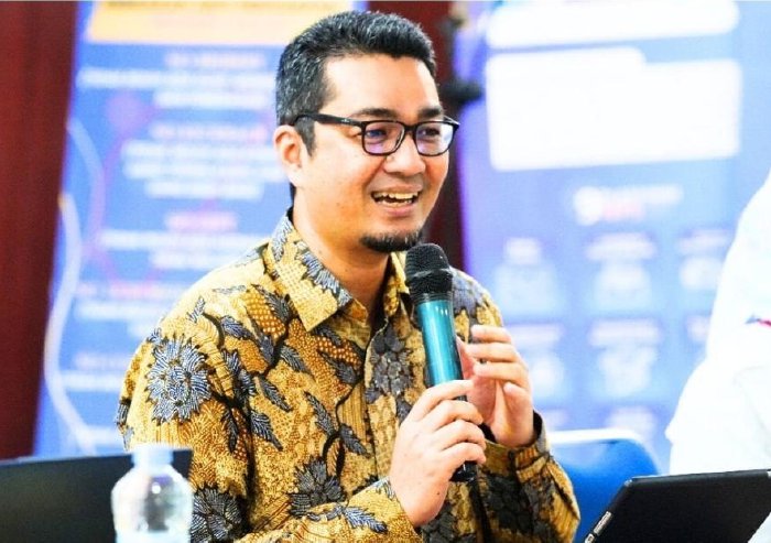 Kepala Dinas Pendidikan Aceh, Marthunis, S.T., D.E.A., mengumumkan perpanjangan waktu pembuatan akun Pendaftaran Sistem Penerimaan Murid Baru (SPMB) hingga besok, Selasa 24 Juni 2025 pukul 12.00 WIB